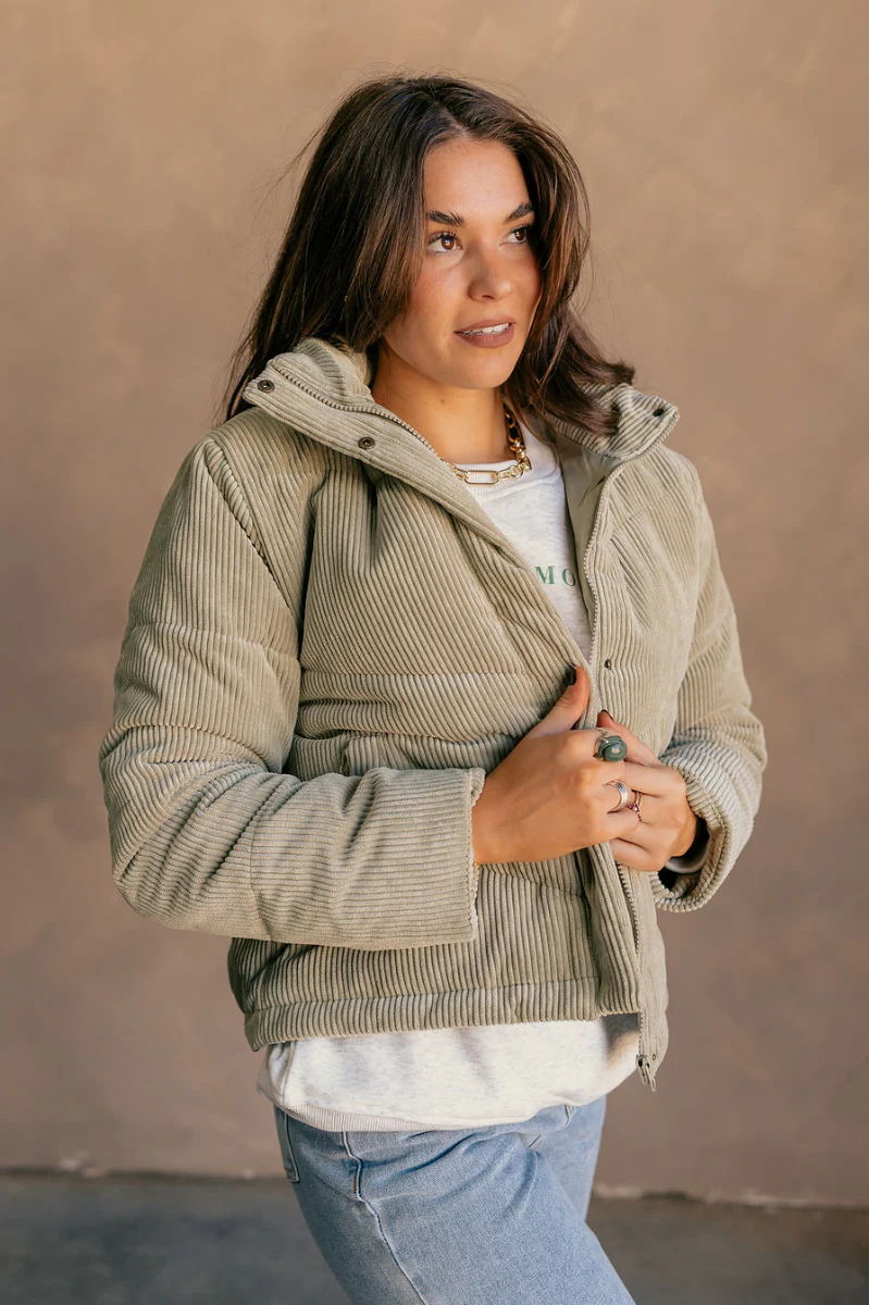 Sloan Moss Green Corduroy Puffer Jacket - Image 5