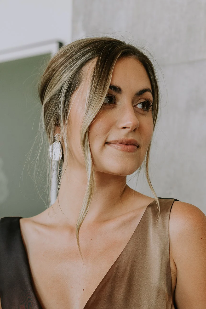 Sofia Opal & Gold Seashell Dangle Earring - Image 2