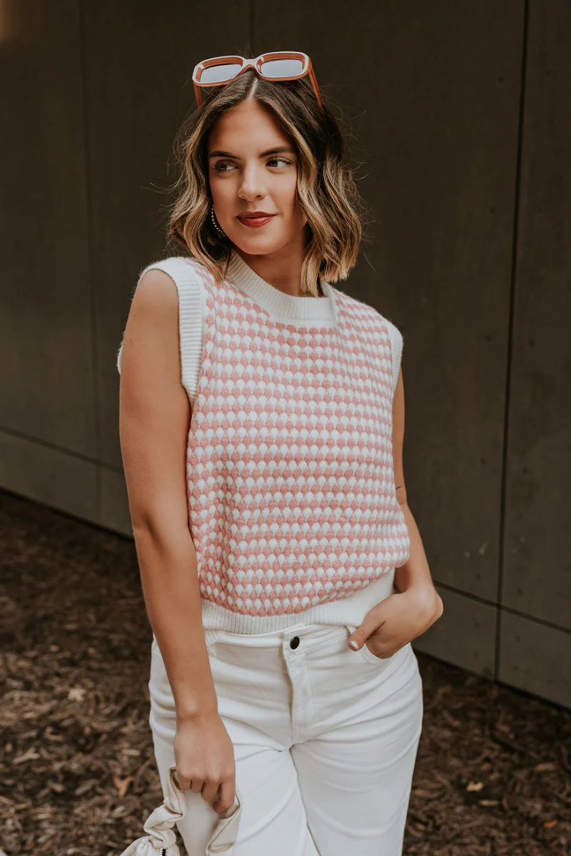 Sophia Pink & White Sleeveless Sweater - Image 5
