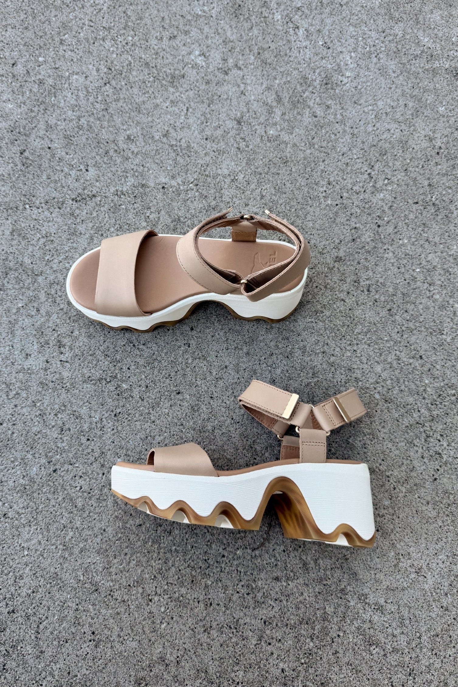 Sorel Kinetic Aura Y-Strap Honest Beige & Bleached Ceramic Heel Sandal