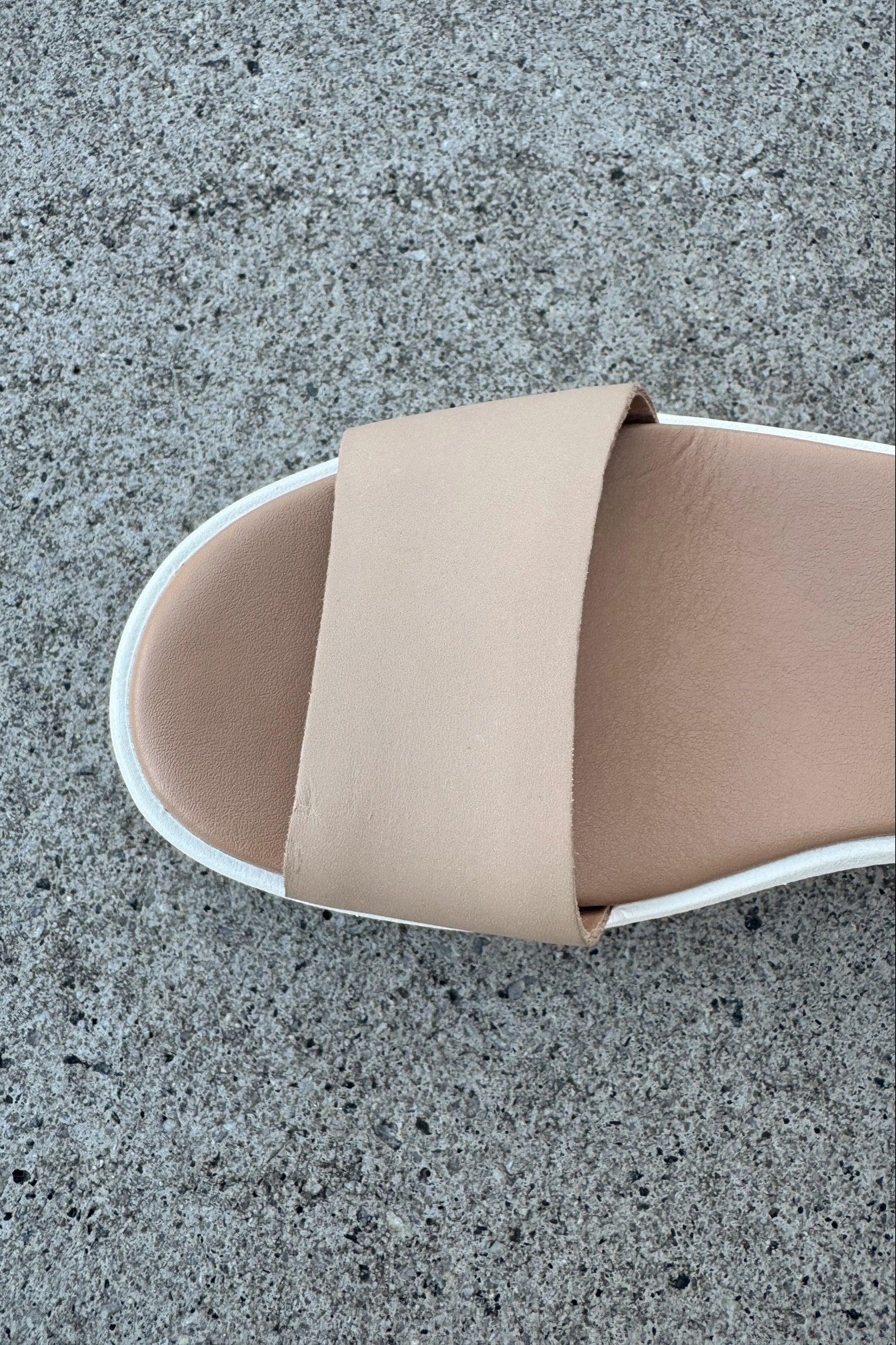 Sorel Kinetic Aura Y-Strap Honest Beige & Bleached Ceramic Heel Sandal - Image 6