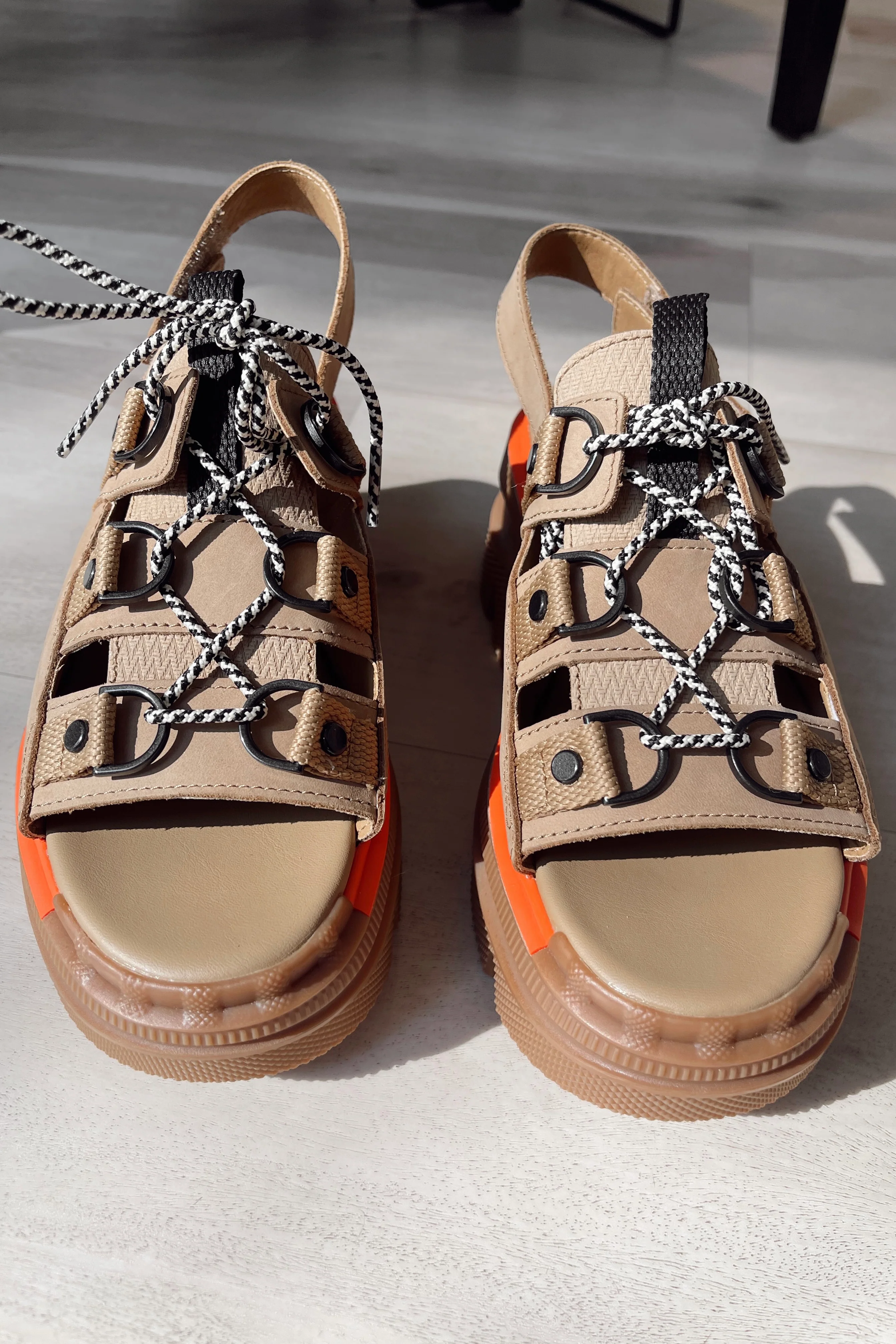 Sorel Rein Lace Brown & Black Platform Sandal - Image 3