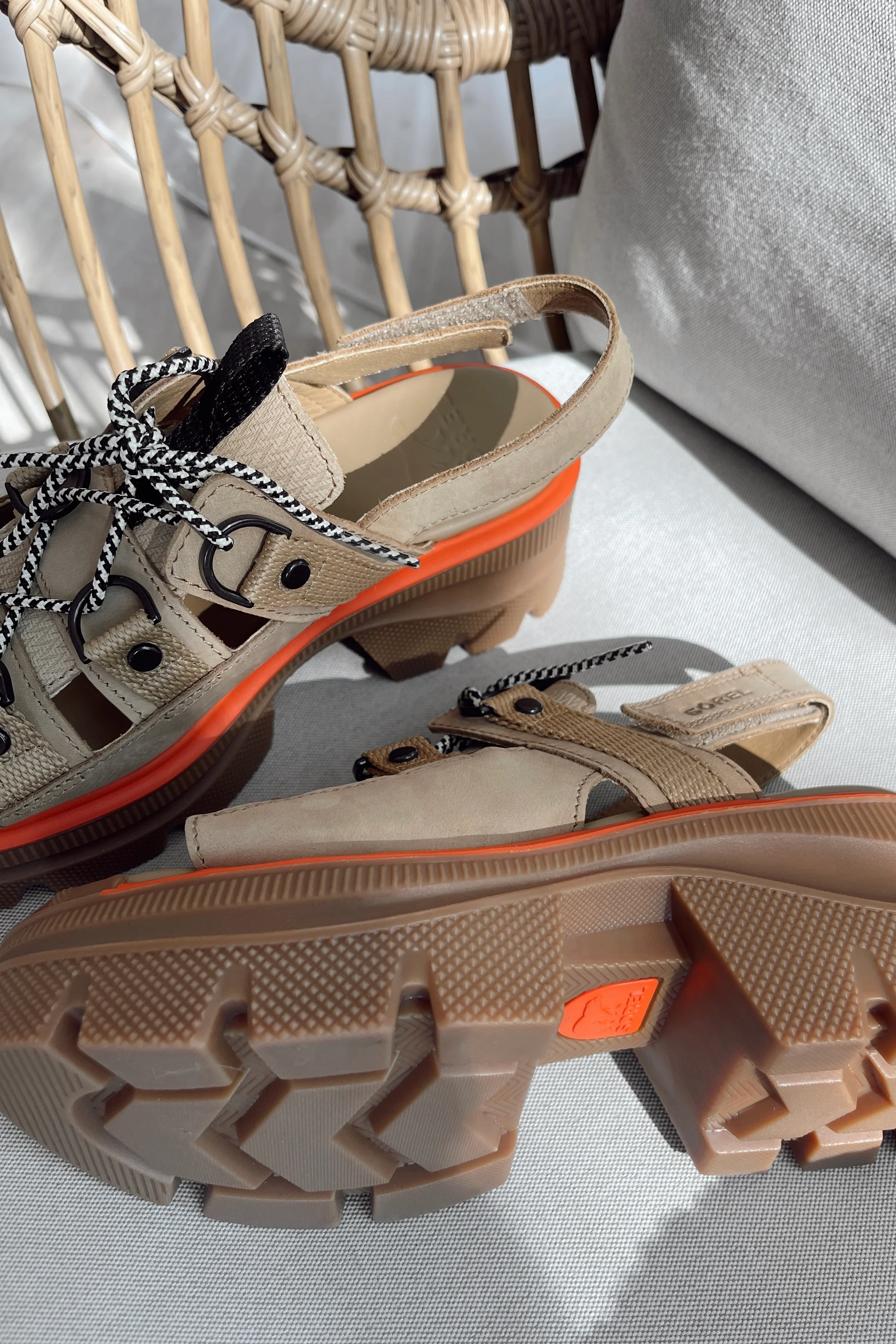 Sorel Rein Lace Brown & Black Platform Sandal - Image 6