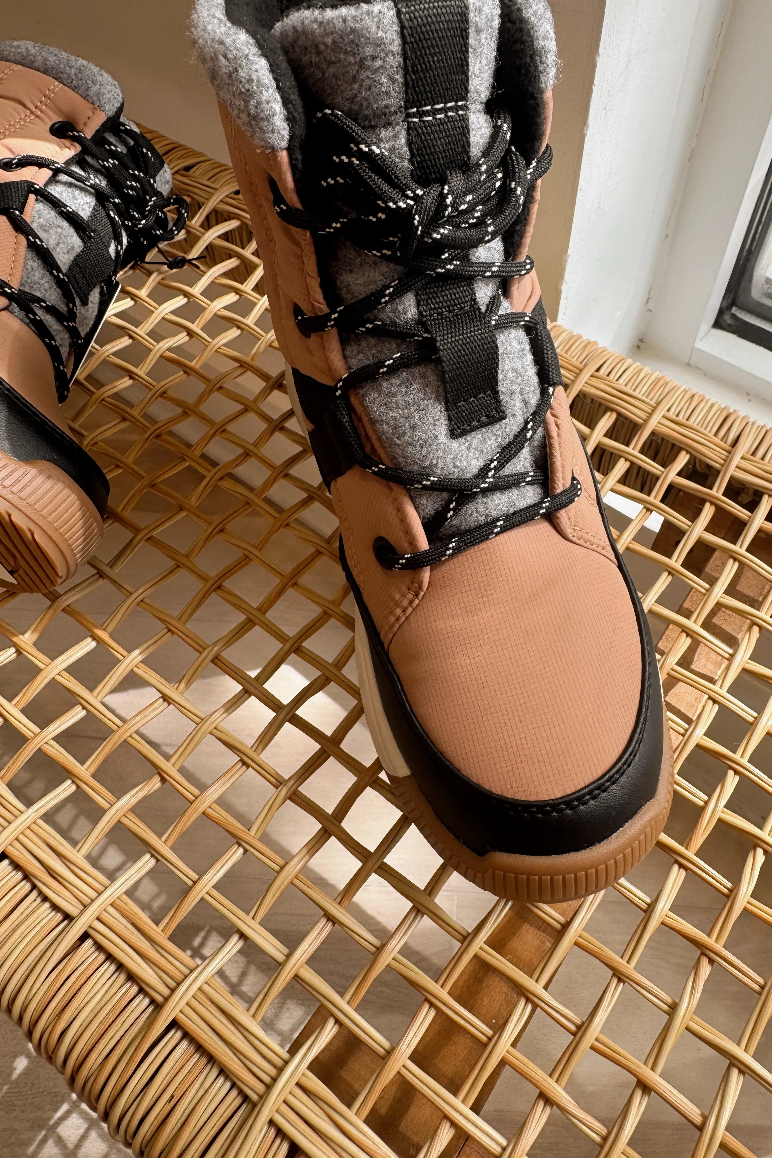 Sorel Whitney III MID Tawny Buff/Black Waterproof Boot - Image 3