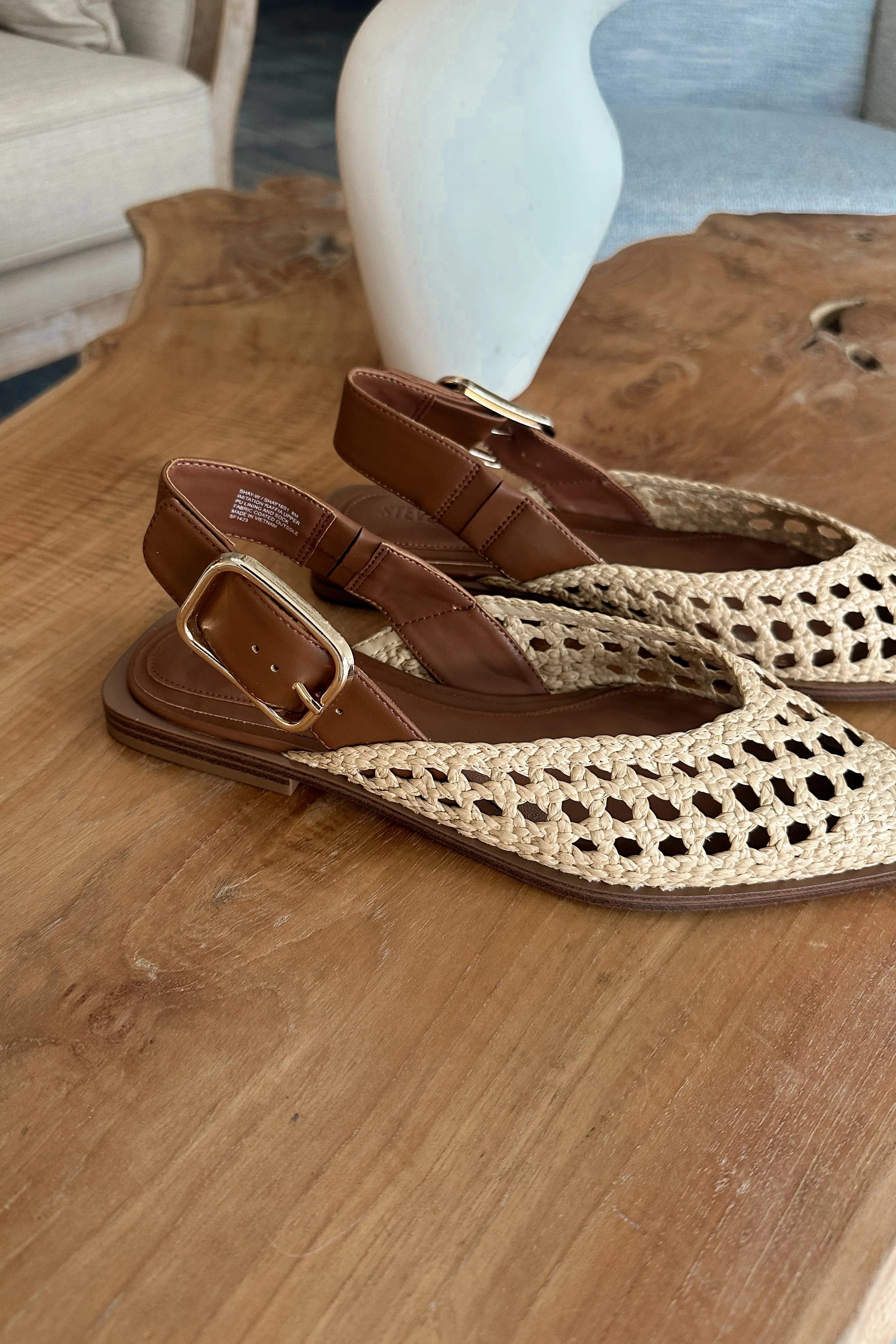 Steve Madden Shay Natural Woven Pointed Toe Flat - Image 3