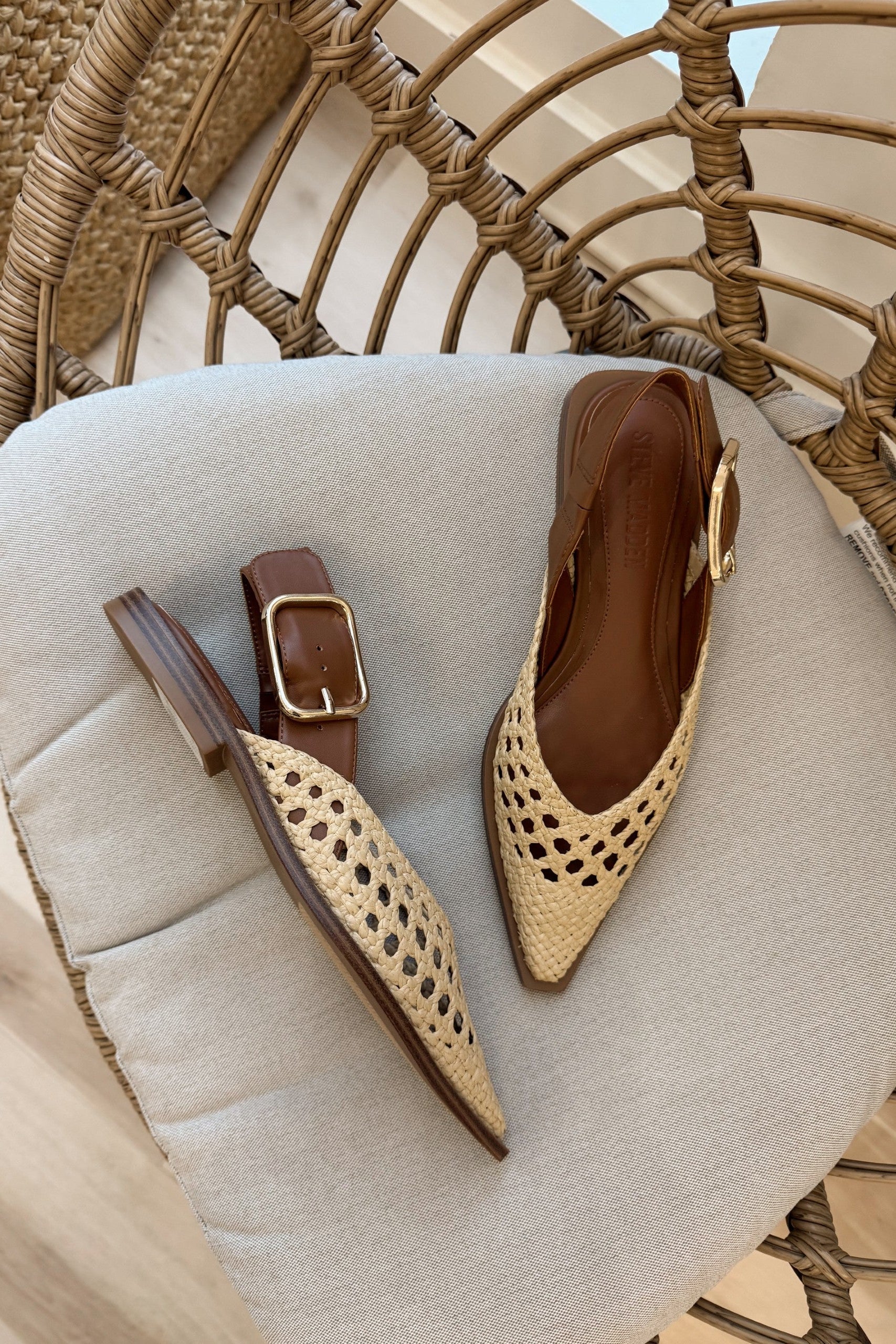 Steve Madden Shay Natural Woven Pointed Toe Flat - Image 7