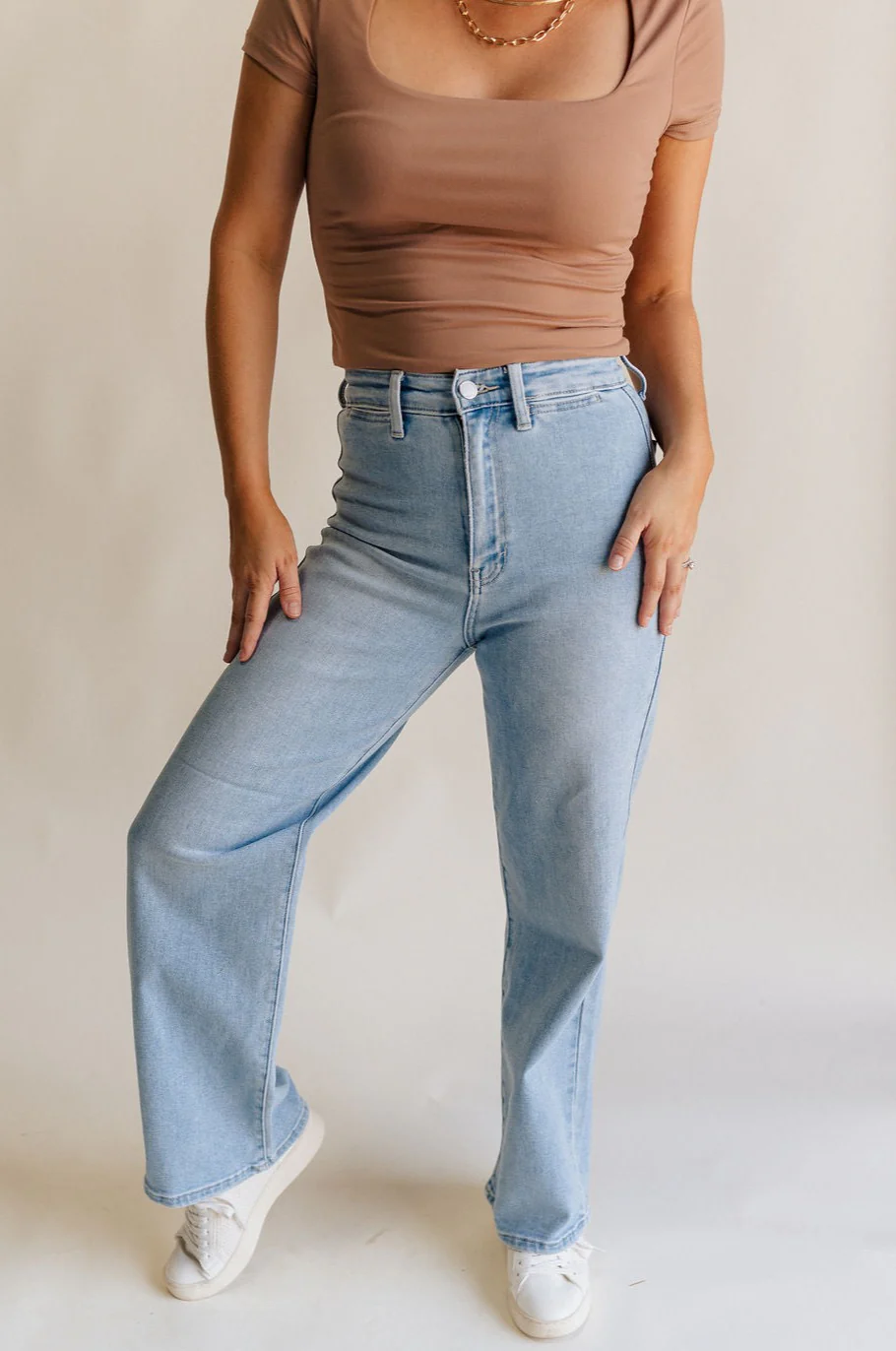 Stevie Light Denim Wash Wide Leg Jeans - Image 6