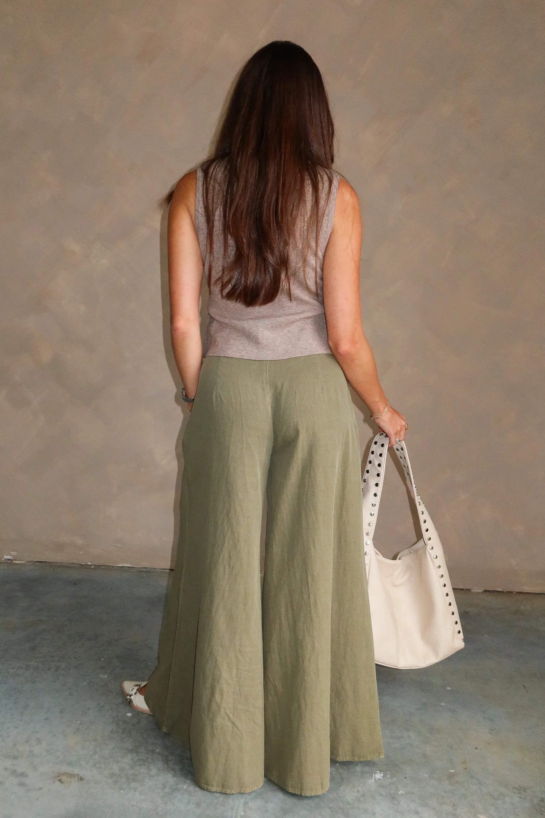 Tori Olive Wide Leg Pants - Image 9