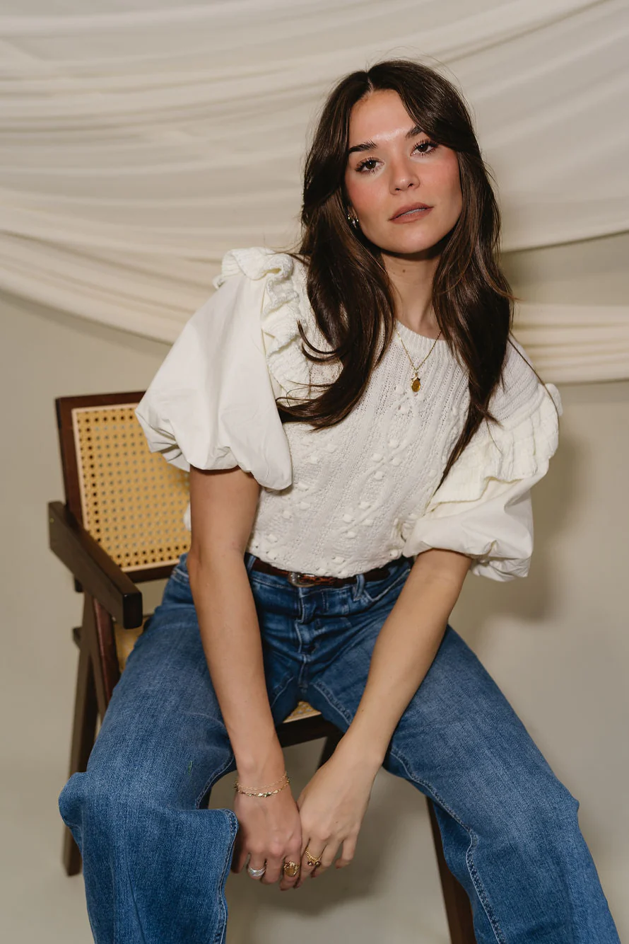 Vaness Cream Short Puff Sleeve Top