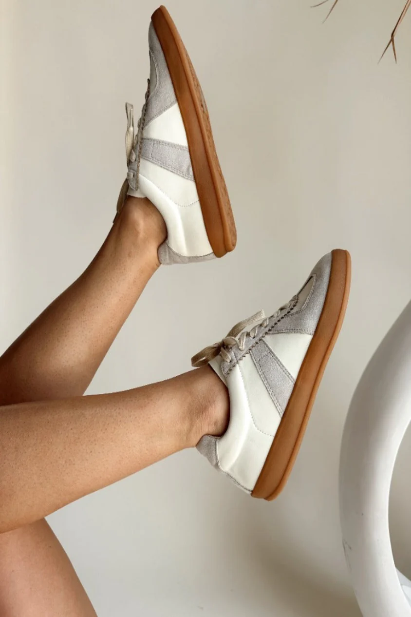 Vera Taupe & White Lace Up Sneaker