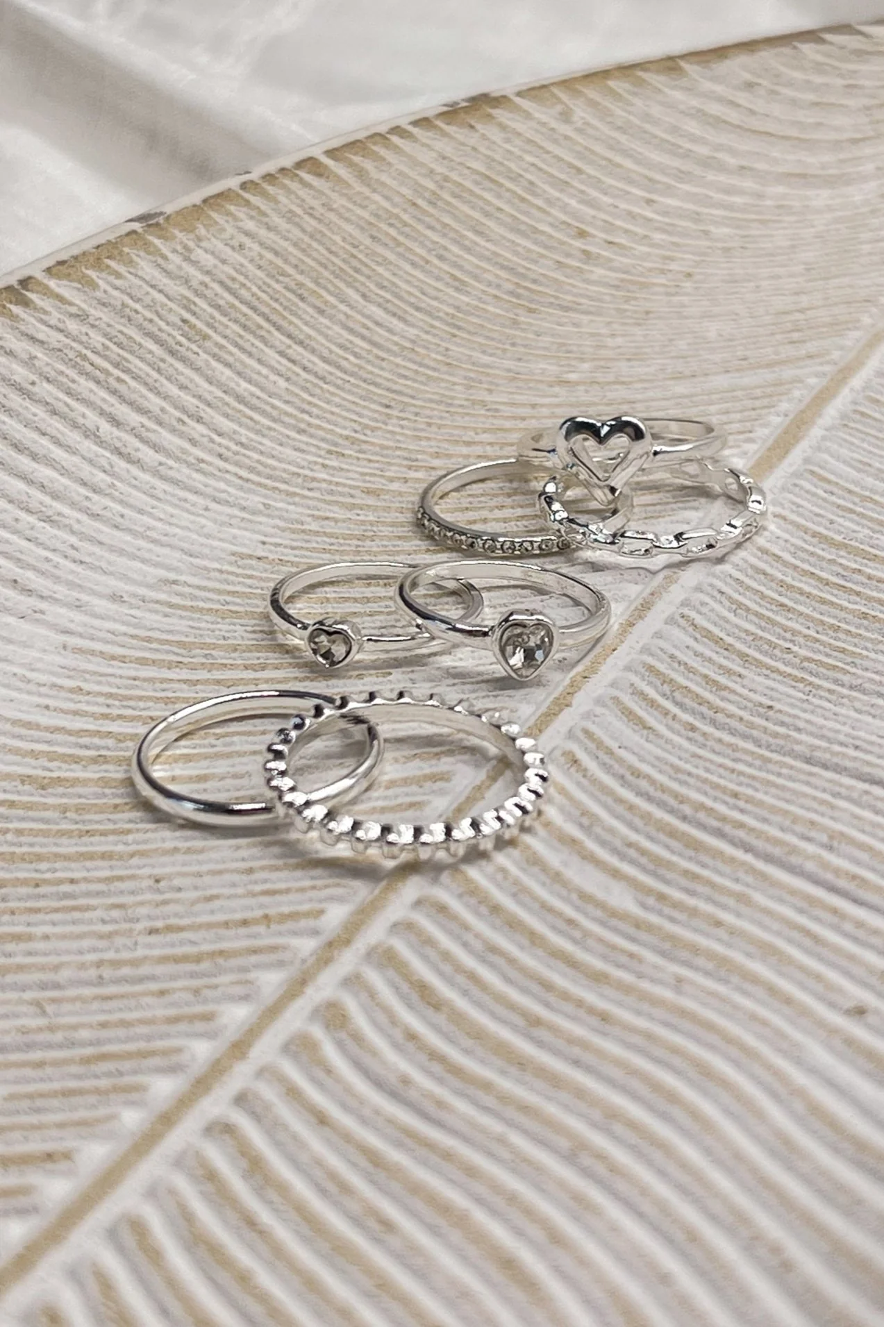 Veronica Heart Ring Set - Image 3