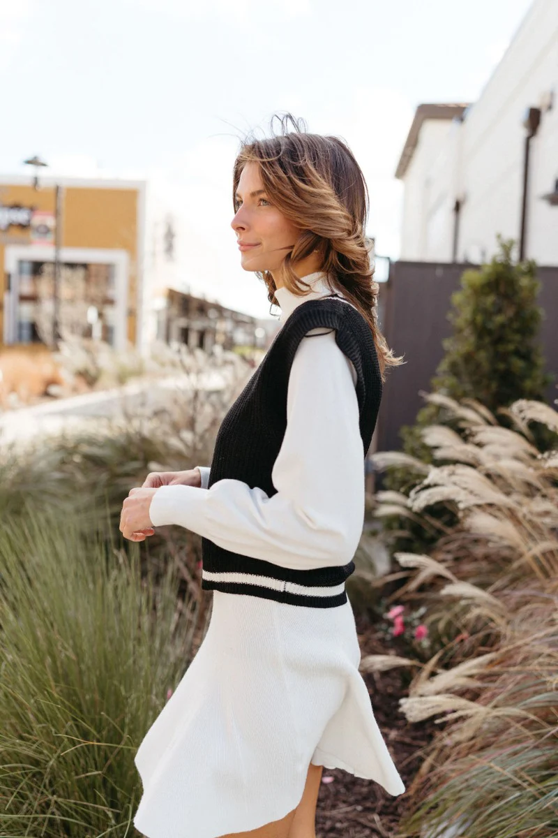 Walk The Line Sweater Vest in Black - Image 3