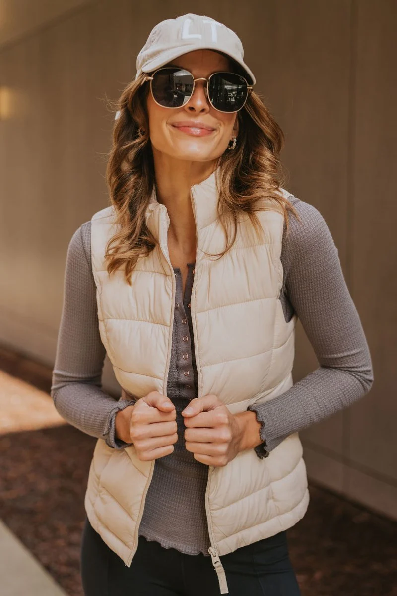 Westward Packable Puffer Vest in Cream