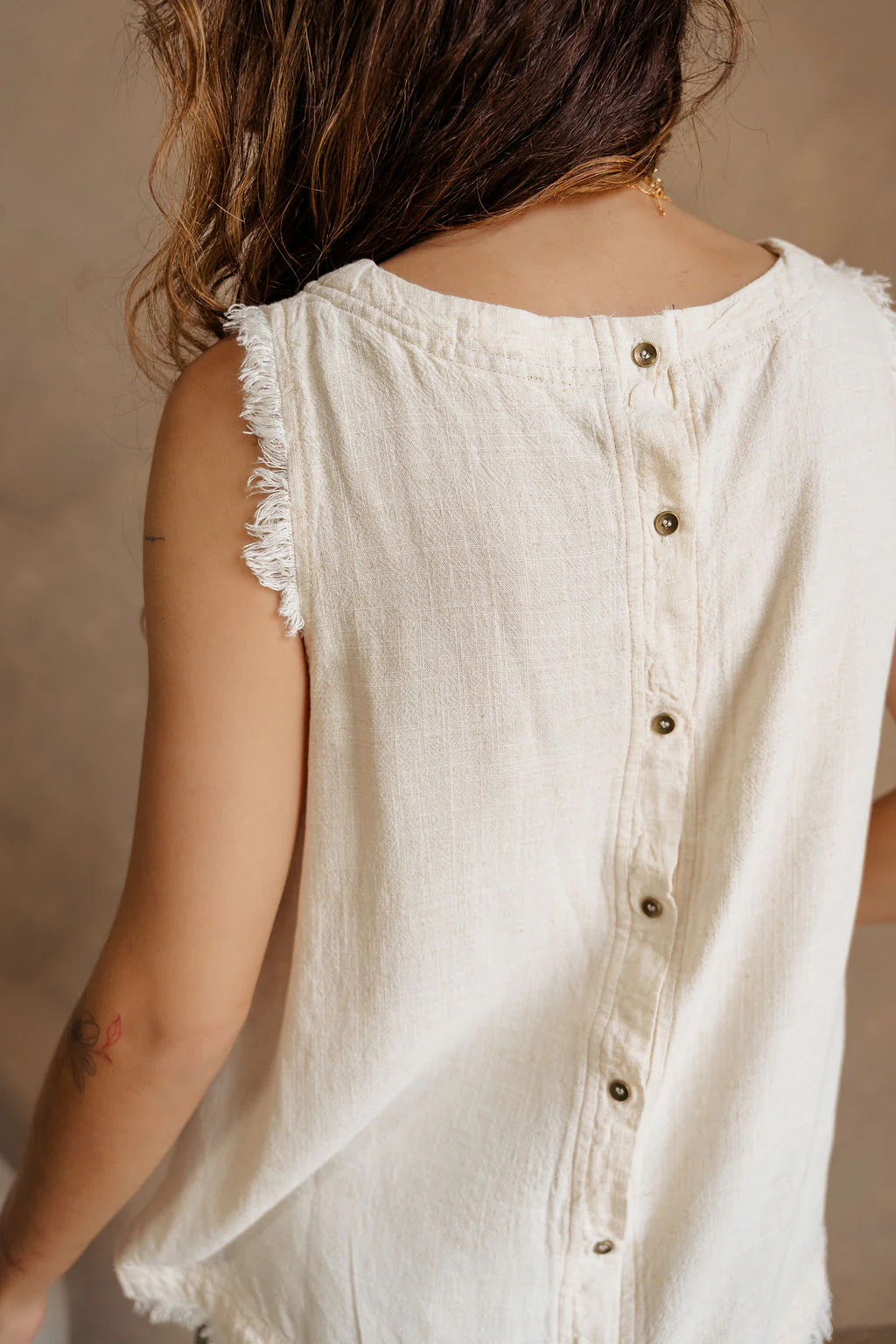 Willa Cream Linen Frayed Tank - Image 7