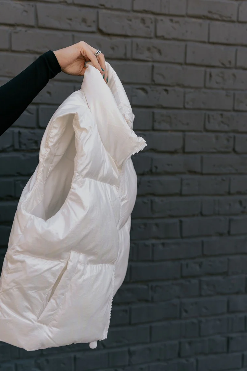 Winnie Iridescent White Puffer Vest - Image 15